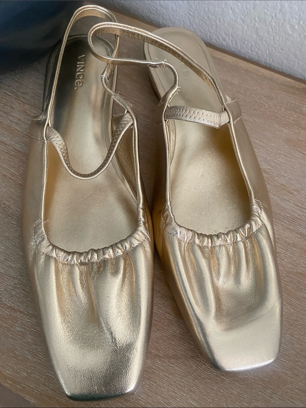 Vince Venice Leather Slingback Flats Gold Metalic Size 9